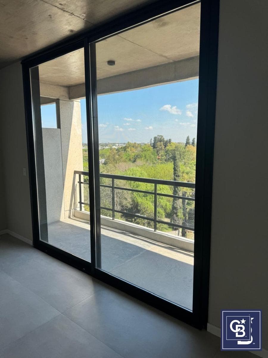 Financed Sale of a Brand-New 3-Bedroom Apartment with a Balcony on Boulevard V, Pacheco