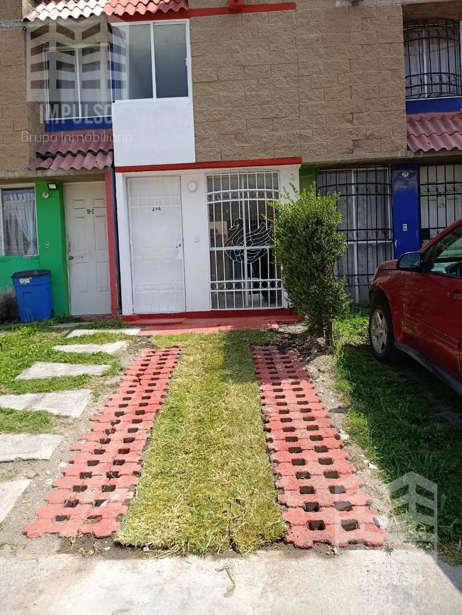Gems of Cuautitlán: A Beautiful, Newly Remodeled Home