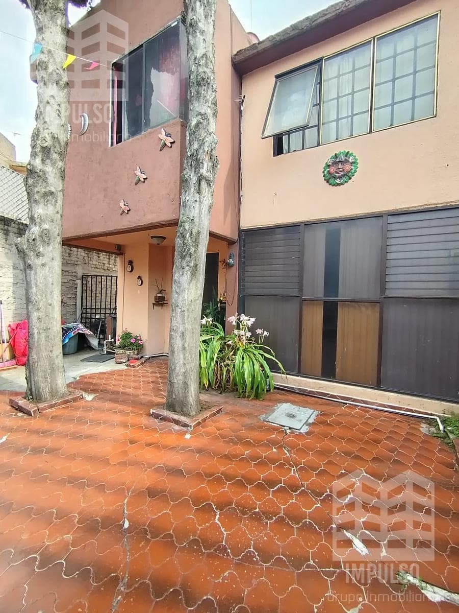 Ensueños Cuautitlan Izcalli House with 214 M2 Lot