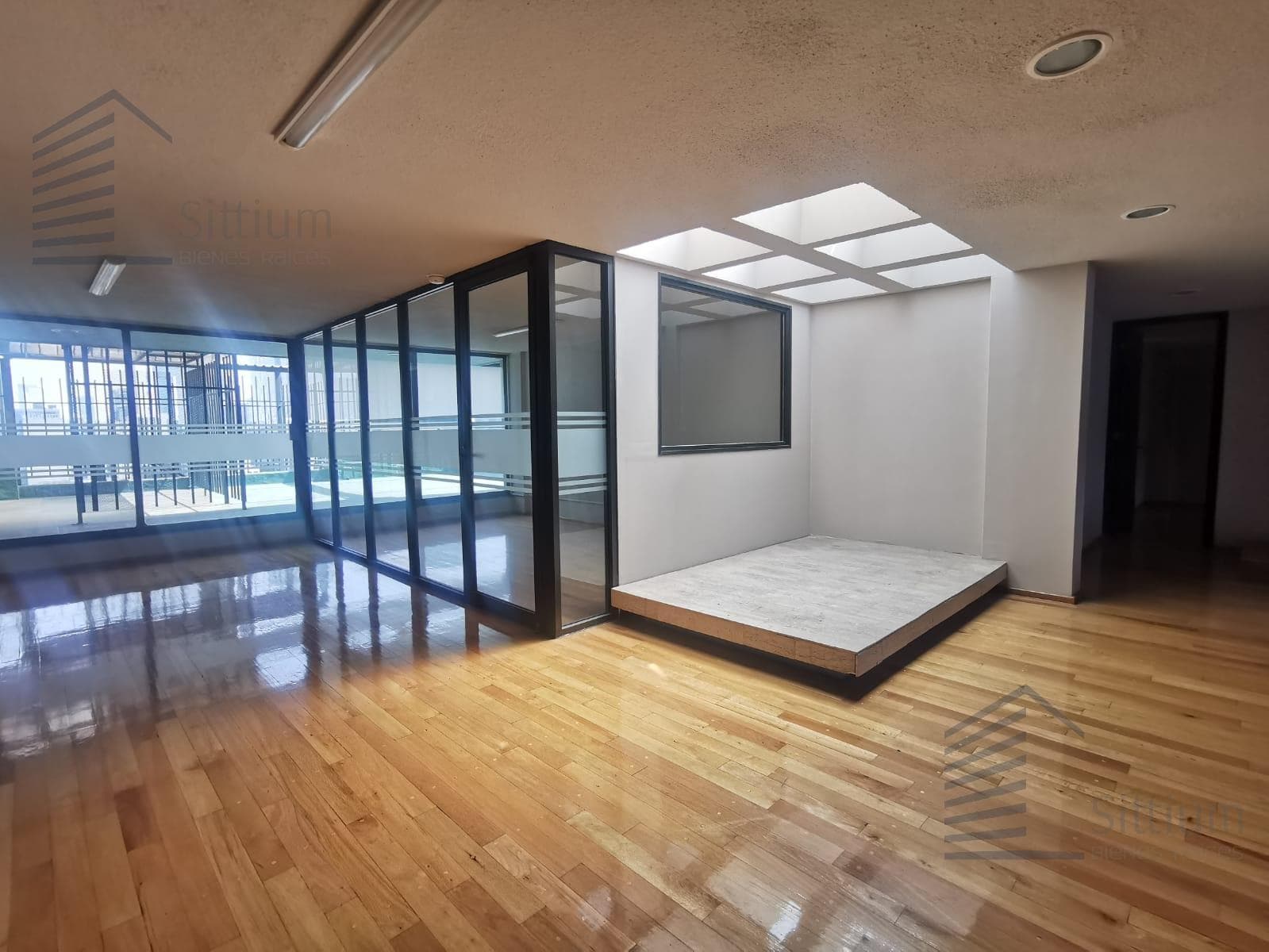 Office for Rent - Anzures - 264 m² - PH