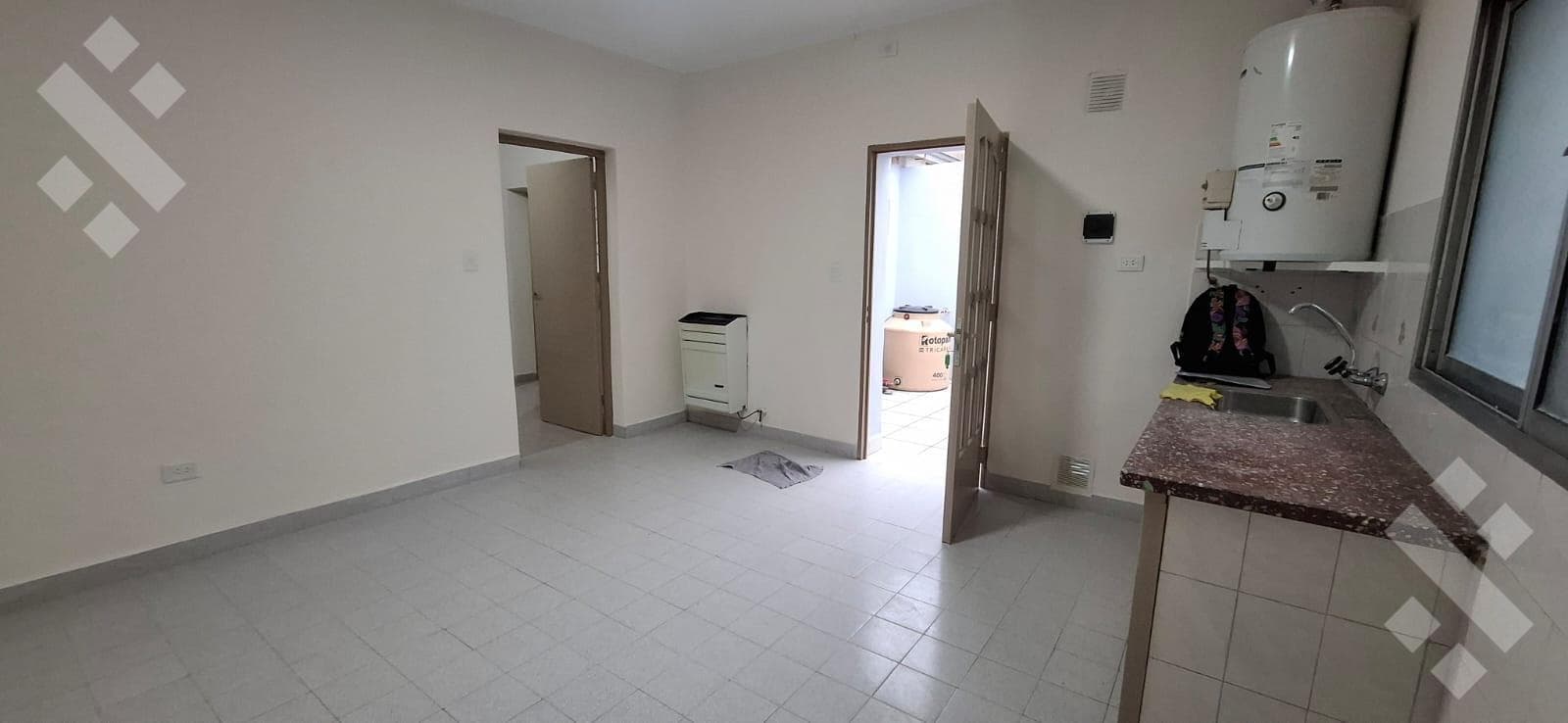 1-bedroom apartment for rent. 100 Leguizamon. West Central Neuquén