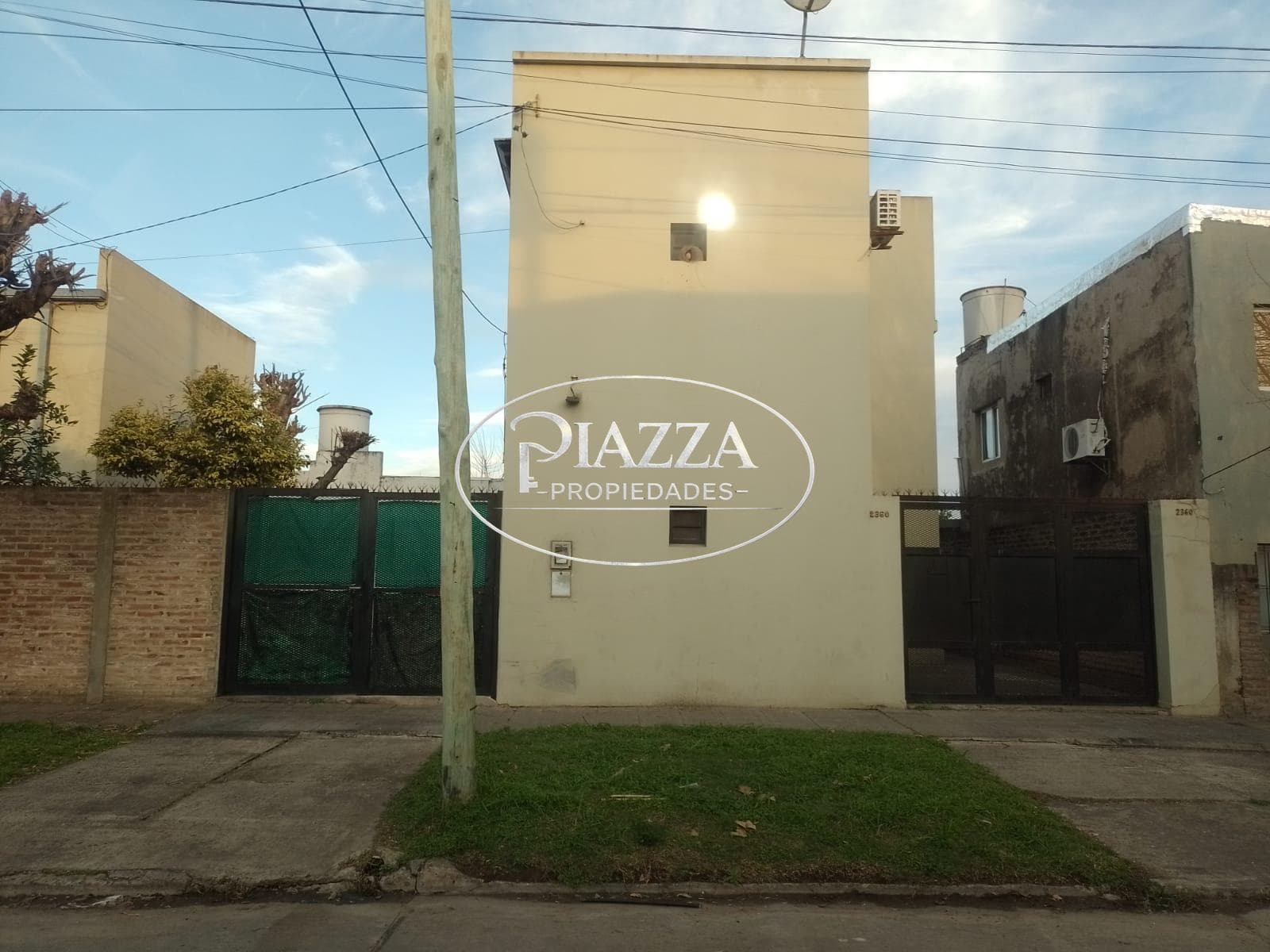House for Rent in Los Hornos, La Plata