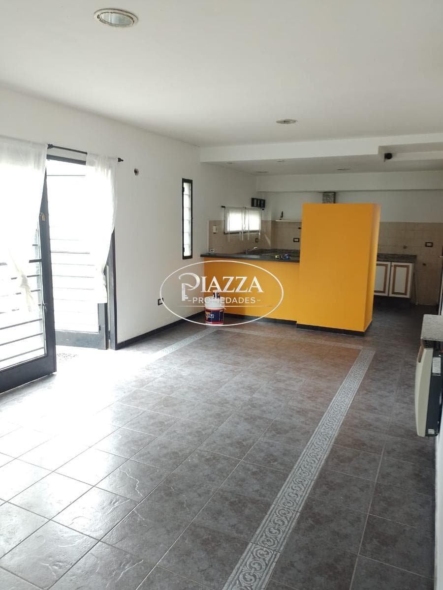 House for Rent in Los Hornos, La Plata