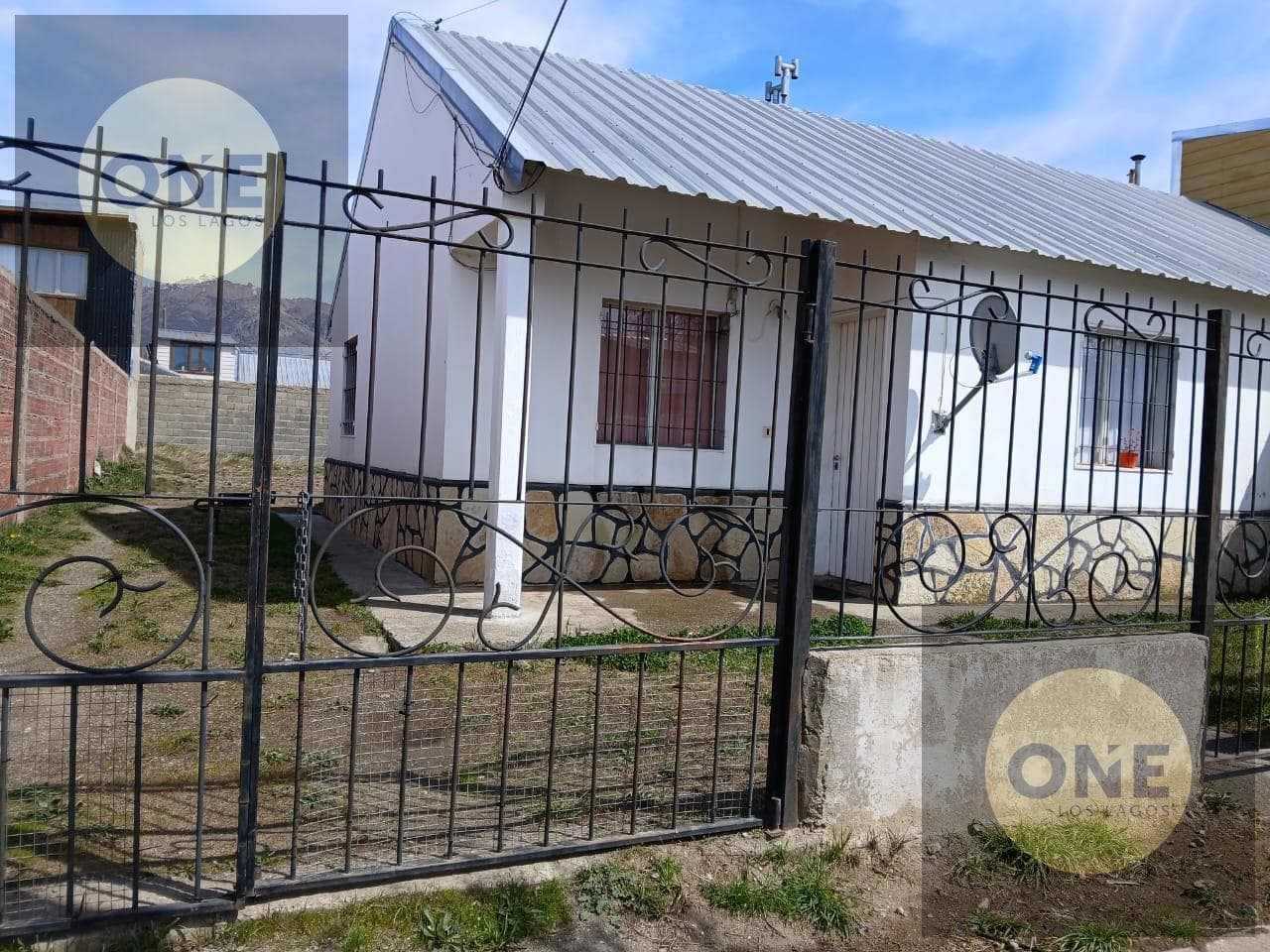 House 3 with over 300 lot
