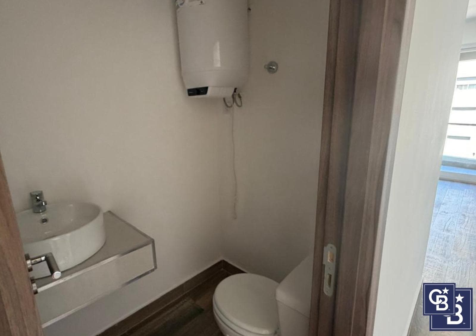 Brand-New 2-Bedroom Apartment for Sale with Garage, Pool, and Community Room in Downtown Tigre
