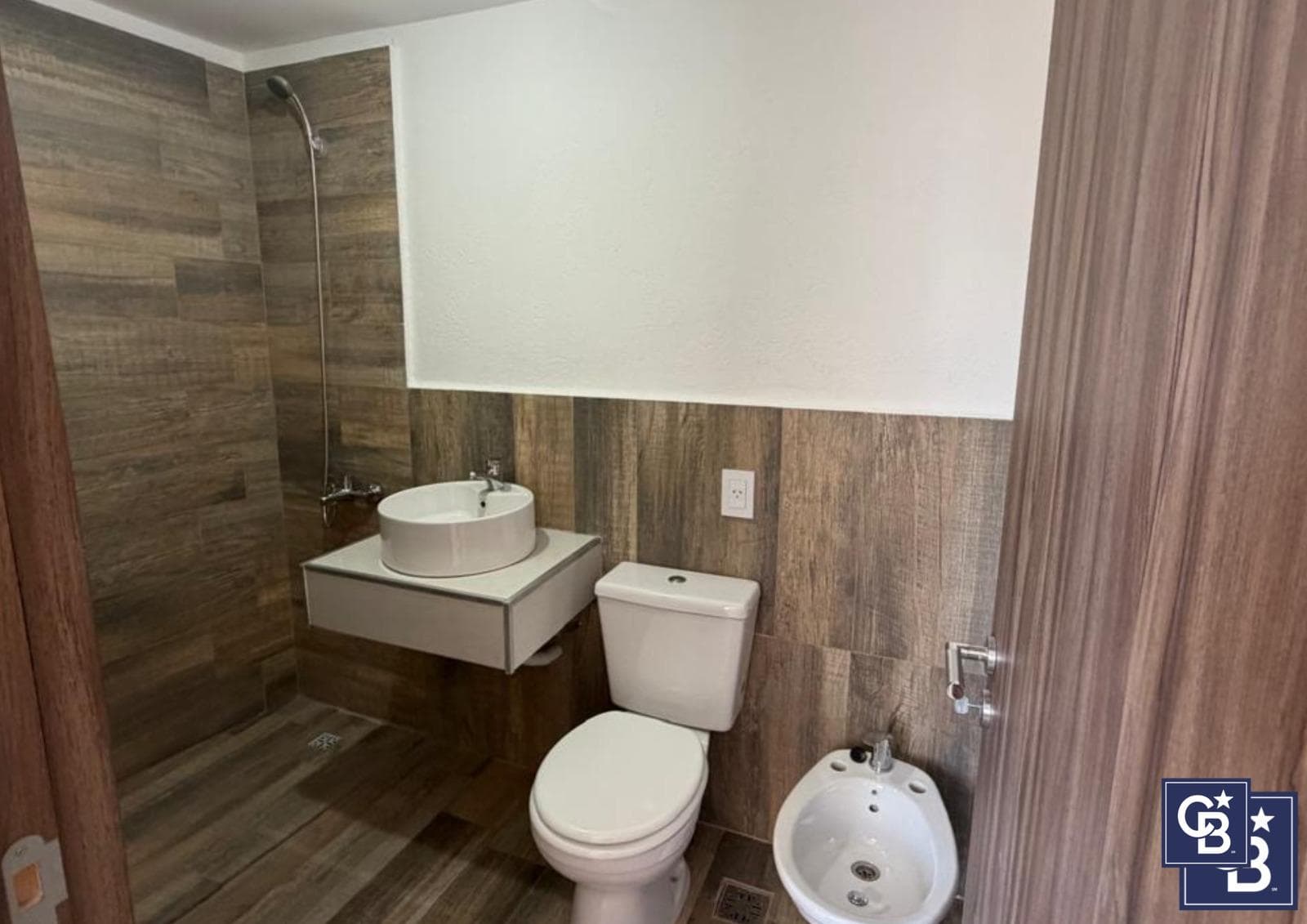 Brand-New 2-Bedroom Apartment for Sale with Garage, Pool, and Community Room in Downtown Tigre