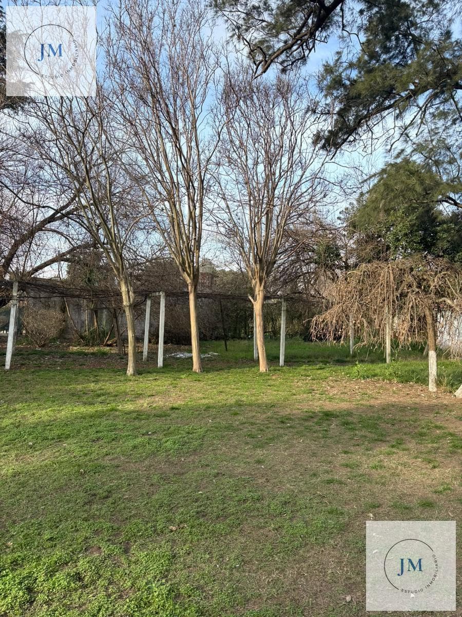 Lot with Country House for Sale