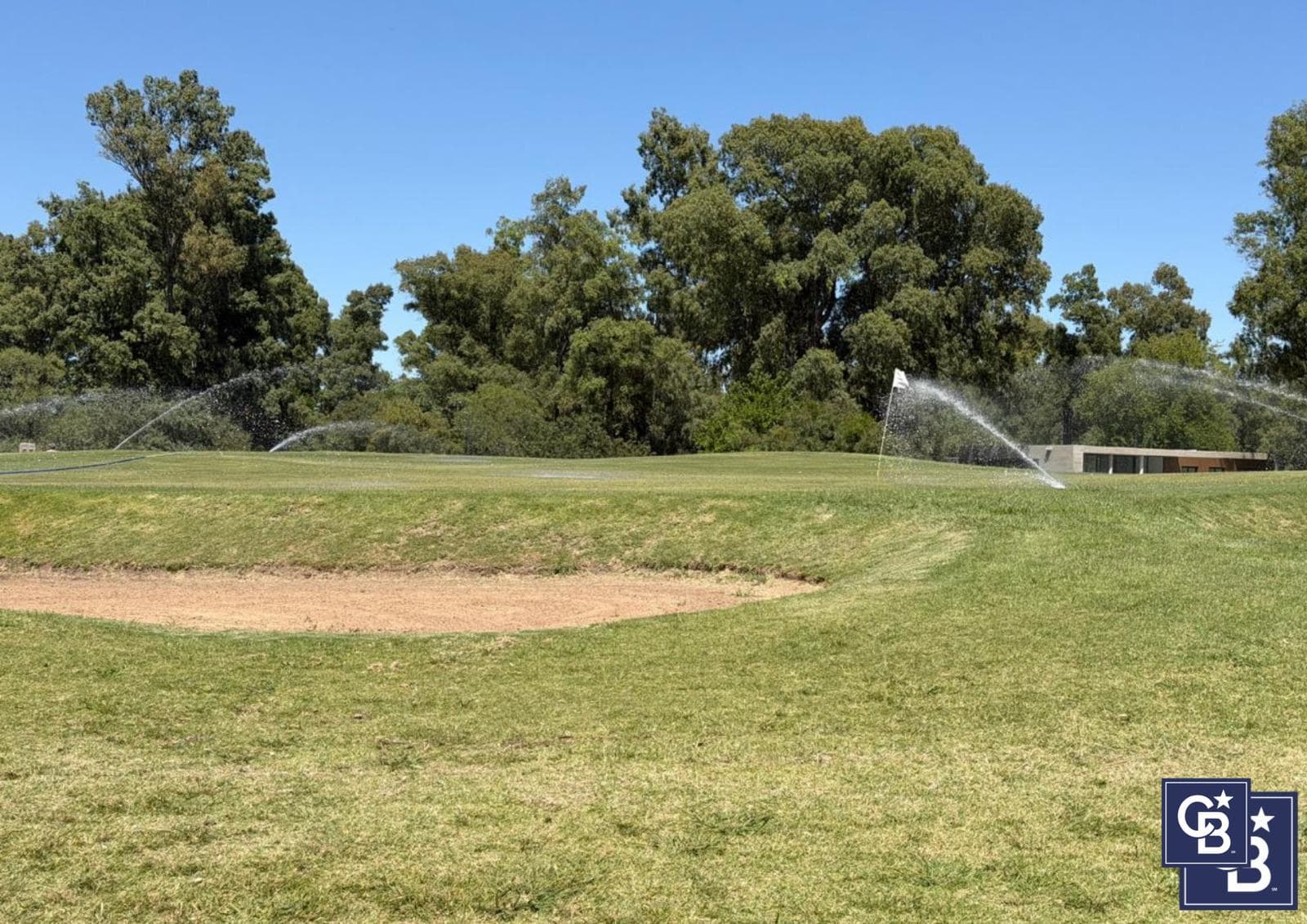 Financed Lot for Sale with a View of the Golf Course in Los Pinares CC, Exaltación de la Cruz