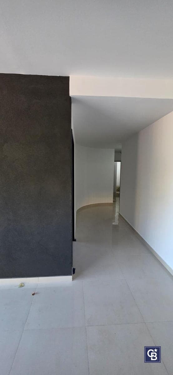 Studio Apartment for Sale with Balcony—Ideal Investment in Parque Chas