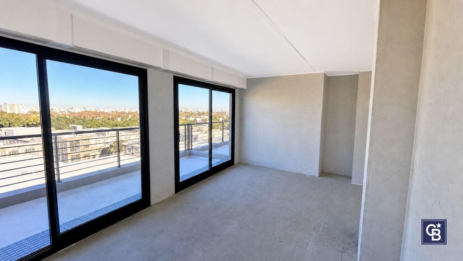 Studio Apartment for Sale with Balcony—Ideal Investment in Parque Chas
