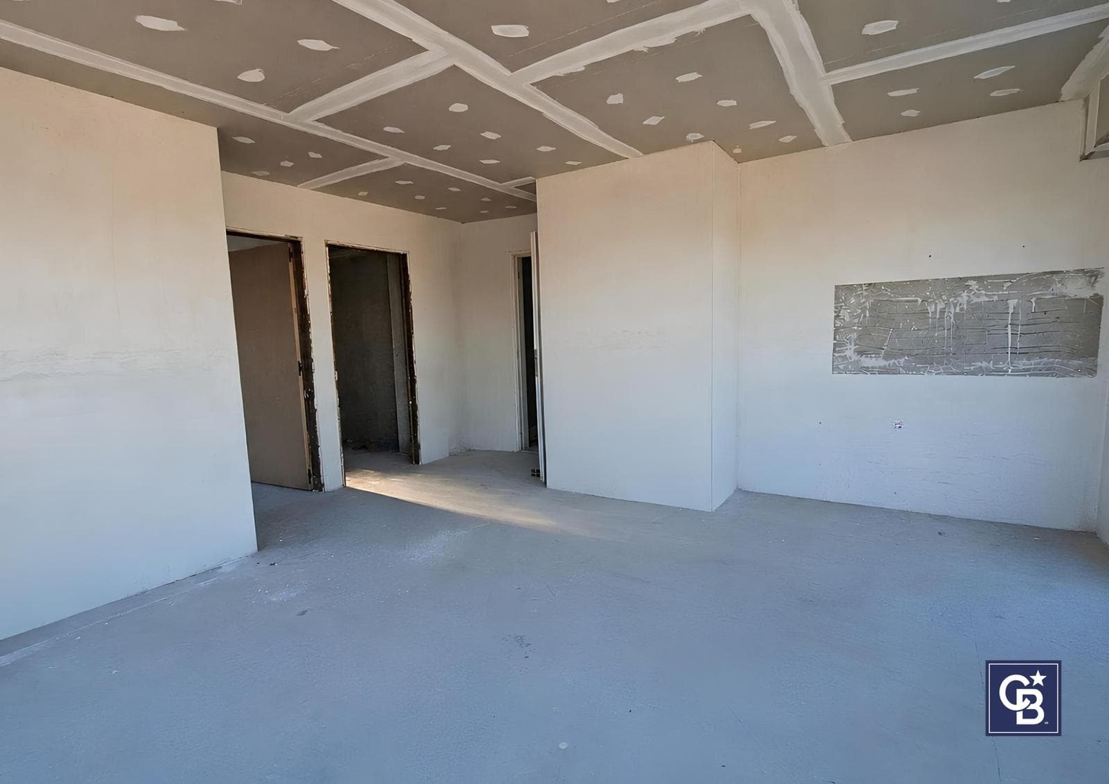 Studio Apartment for Sale with Balcony—Ideal Investment in Parque Chas