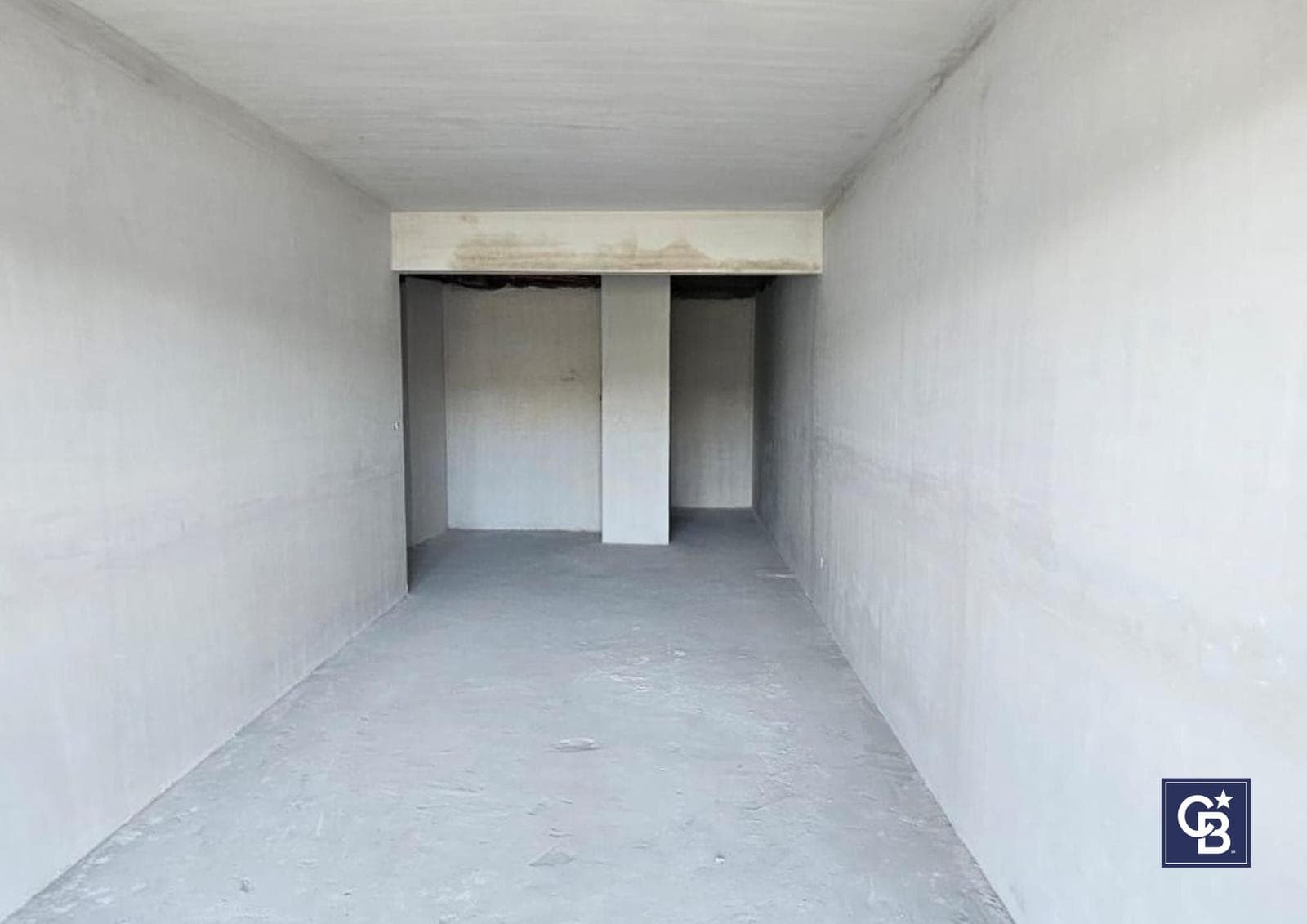 Studio Apartment for Sale with Balcony—Ideal Investment in Parque Chas