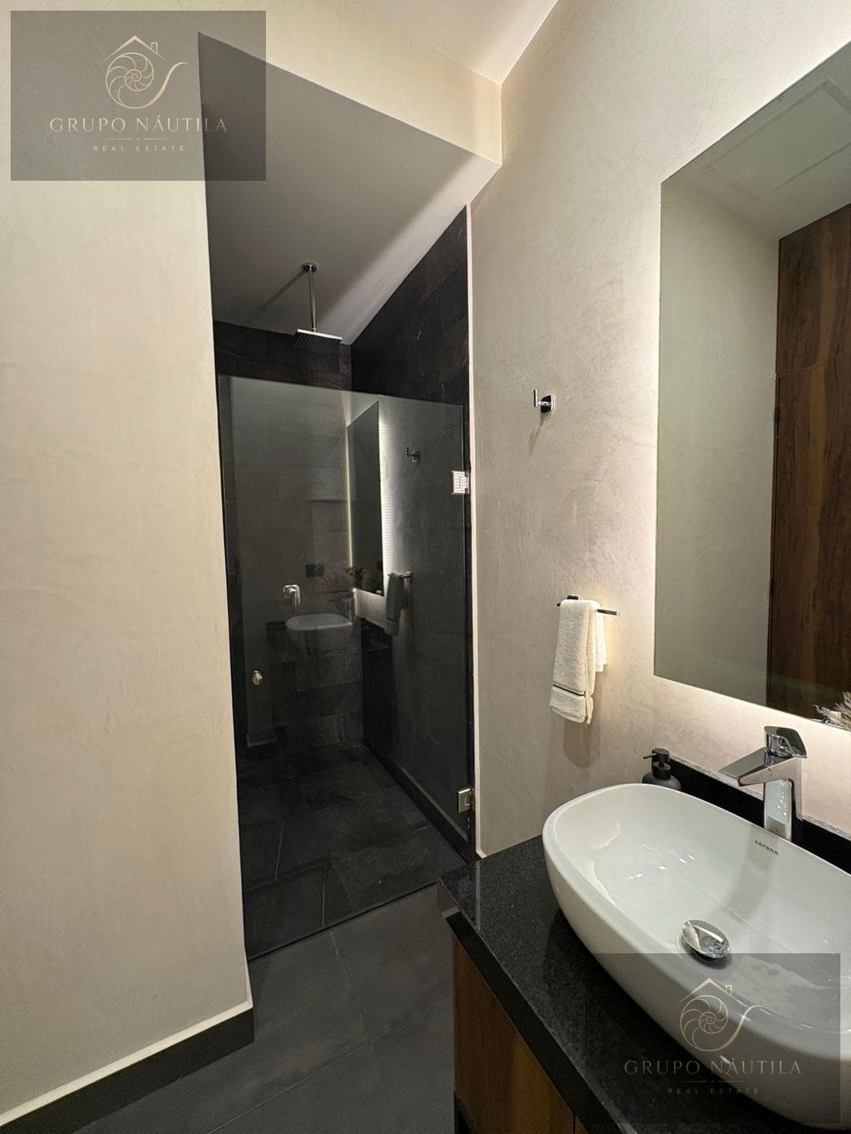 Apartment for Sale on Prol. La Luna