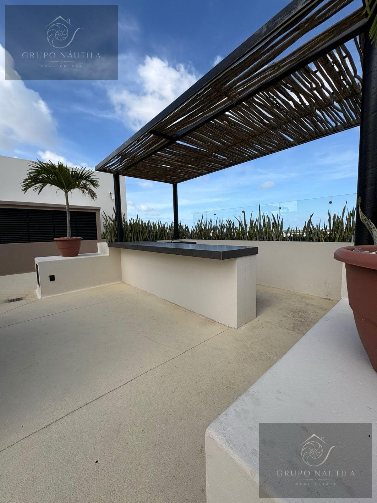 Apartment for Sale on Prol. La Luna