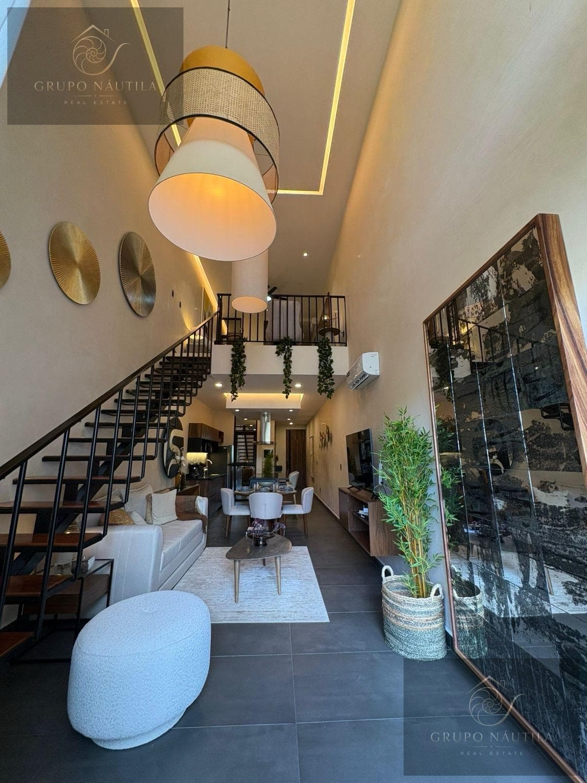 Apartment for Sale on Prol. La Luna