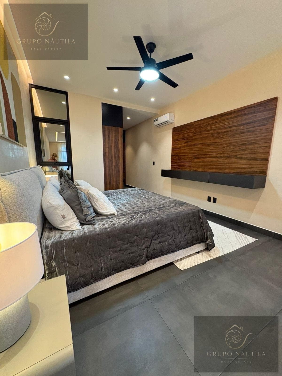 Apartment for Sale on Prol. La Luna