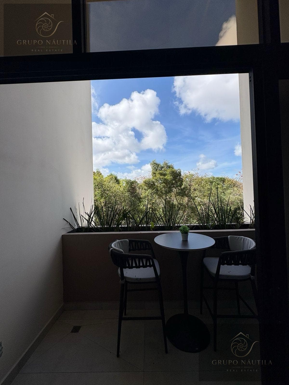 Apartment for Sale on Prol. La Luna