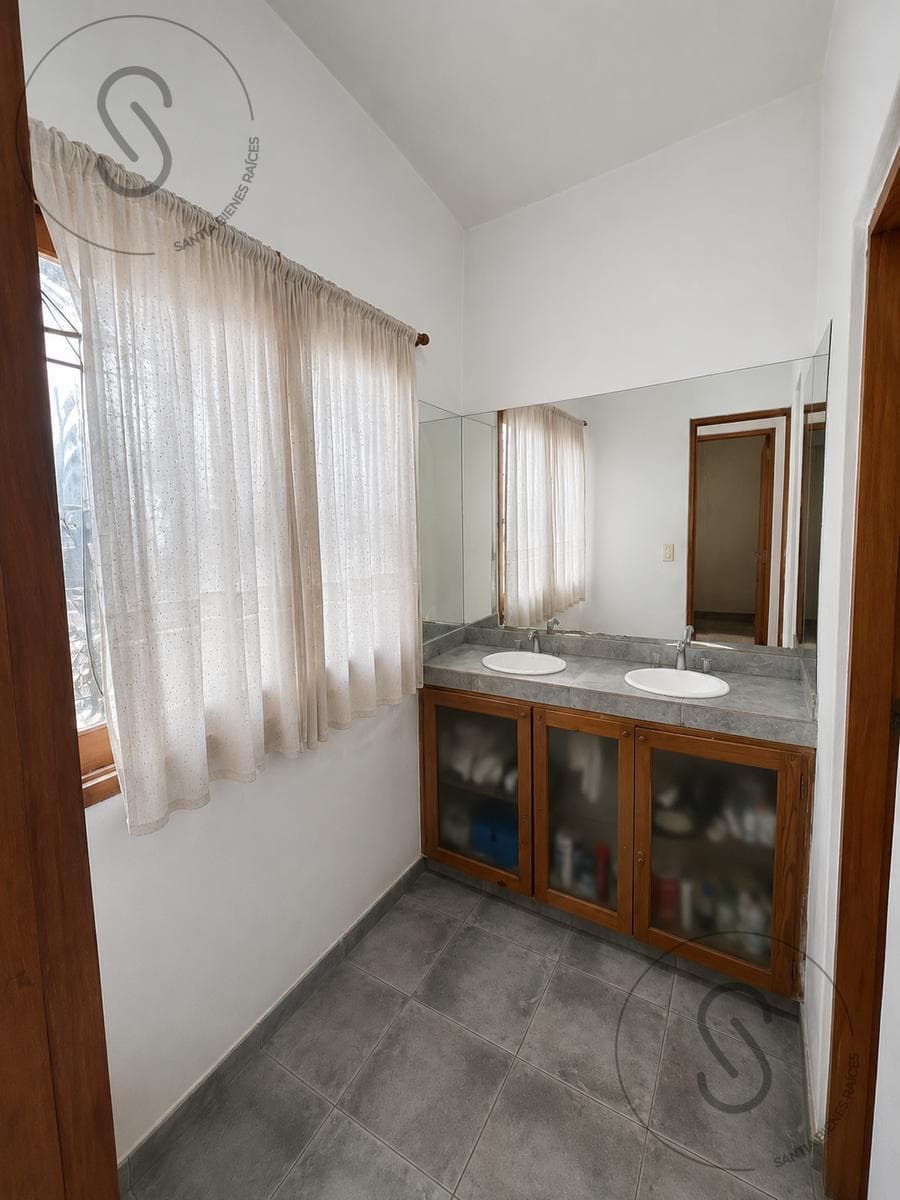 House in Alto Hermoso