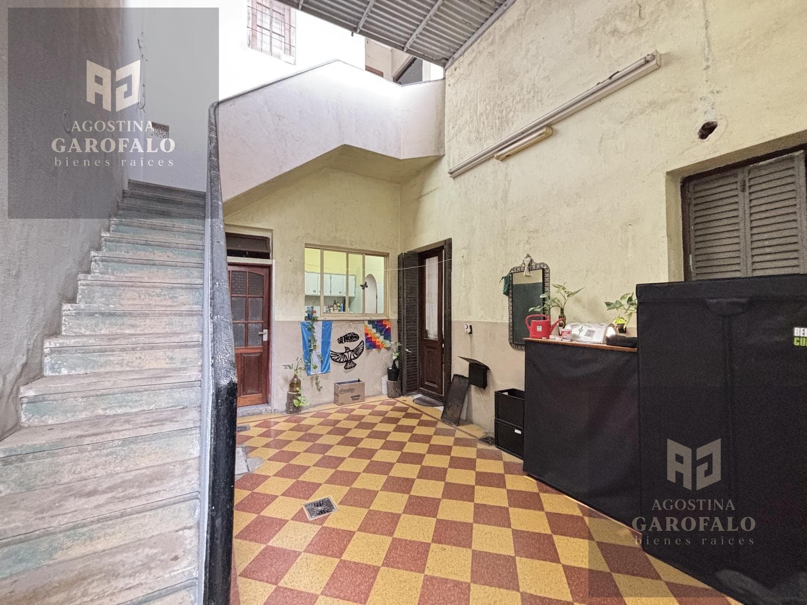 Condominium for Sale in Almagro: 4-room unit with a terrace, barbecue, and separate entrance. NO MAINTENANCE FEES!