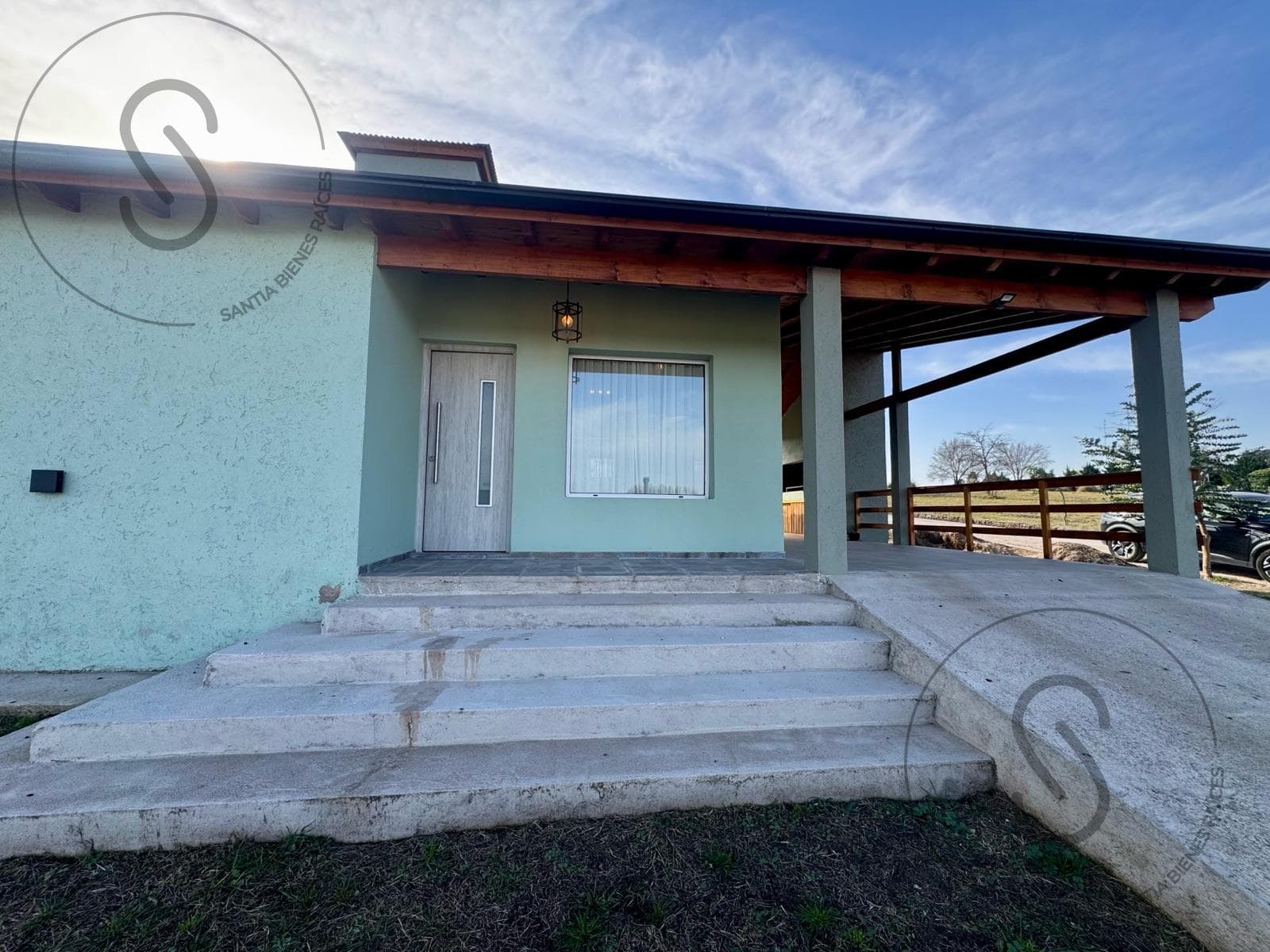 House in Los Reartes