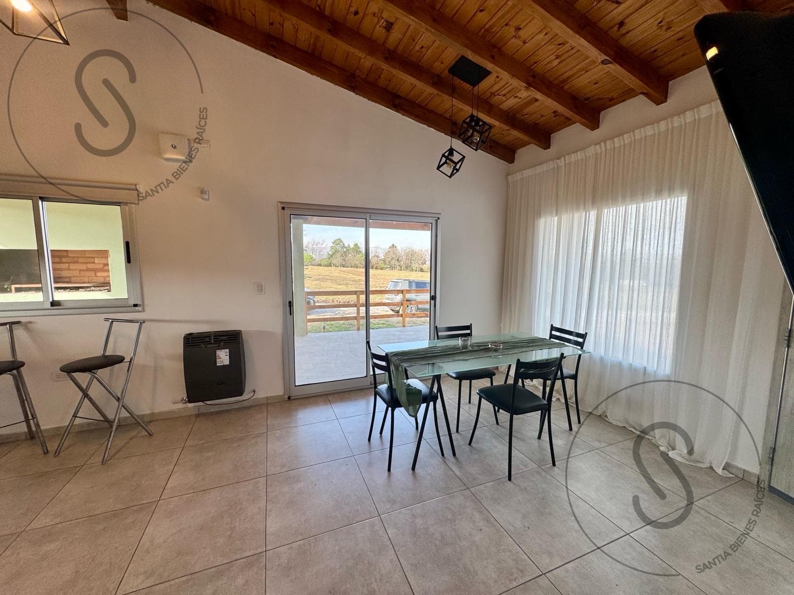 House in Los Reartes