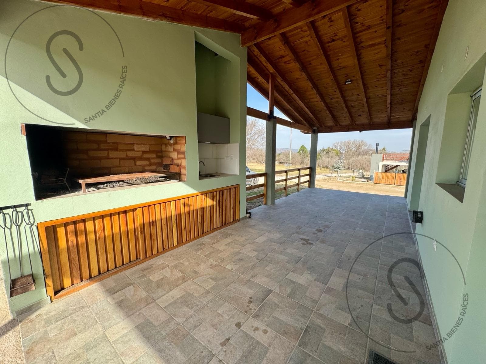 House in Los Reartes