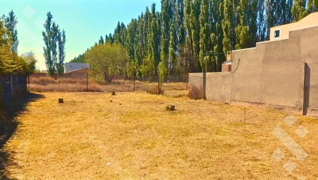 For Sale | 360 m2 Lot | Ecor I Neighborhood | Plottier