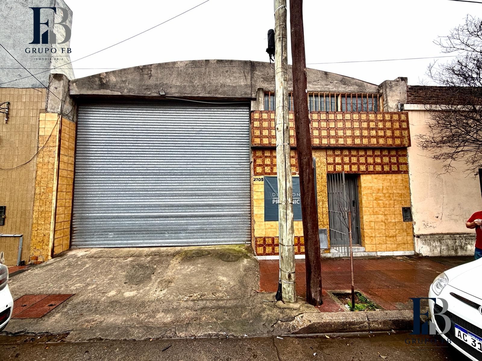 300 m² Warehouse for Rent with Office