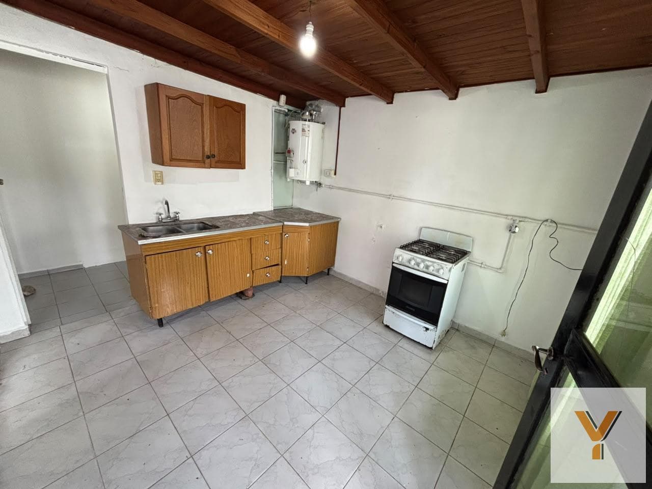 PH House for Rent - 2 rooms with driveway and garden - 45 cubic meters - Tandil