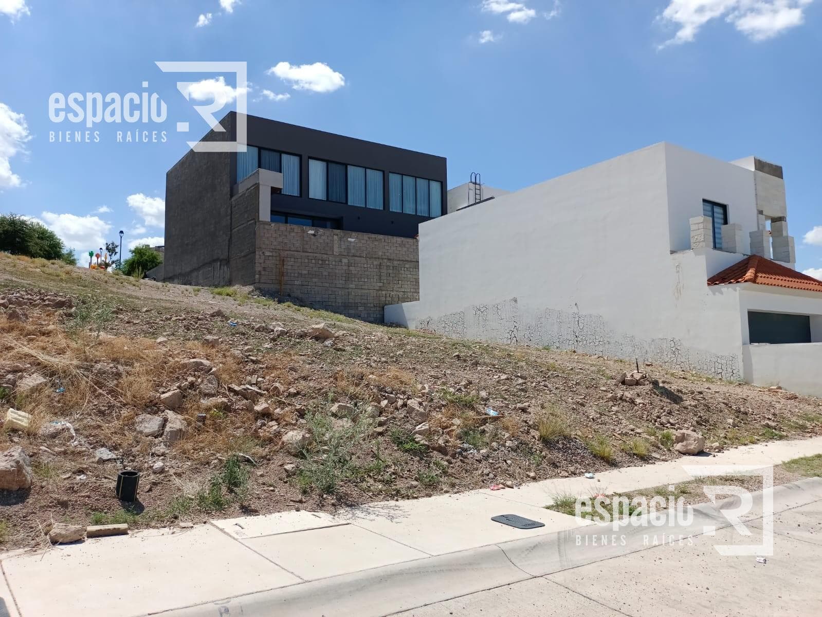 LAND FOR SALE ON PASEO DE LAS LOMAS WITH A PANORAMIC VIEW