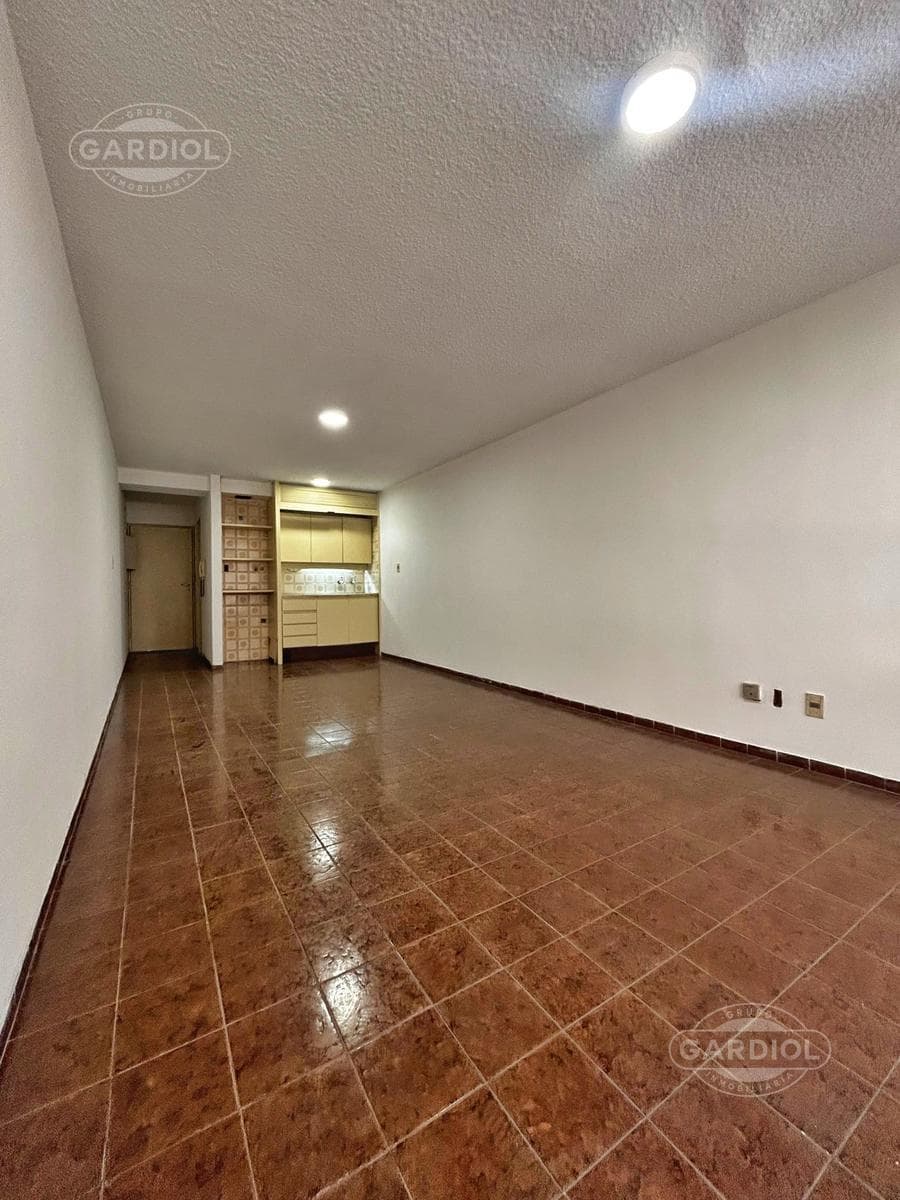 Office Space for Rent in Downtown Montevideo