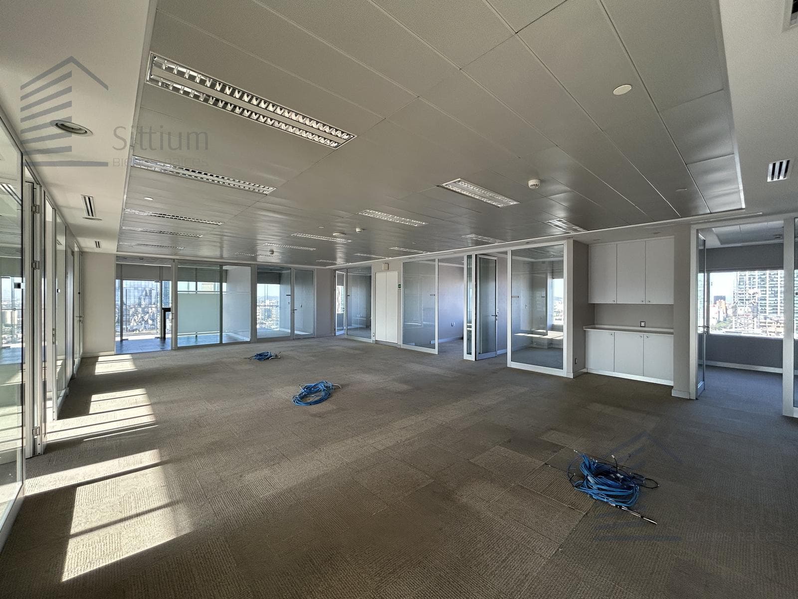 Office for Rent - Reforma, 24th Floor - 456 m2