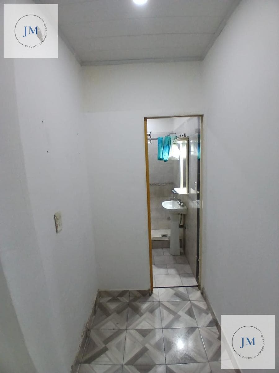 Spacious and bright studio apartment for rent in downtown Moreno! Just 3 blocks from the station.