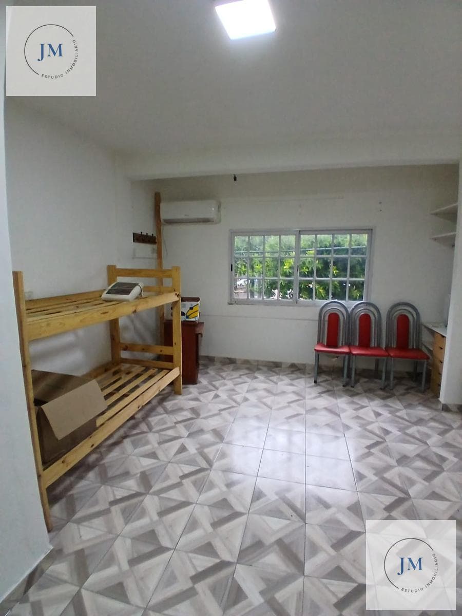 Spacious and bright studio apartment for rent in downtown Moreno! Just 3 blocks from the station.