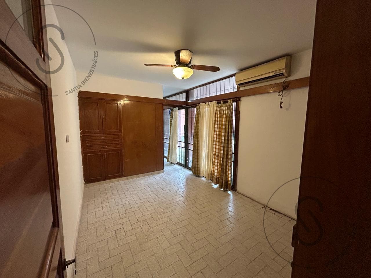 House for Rent - PUEYRREDON