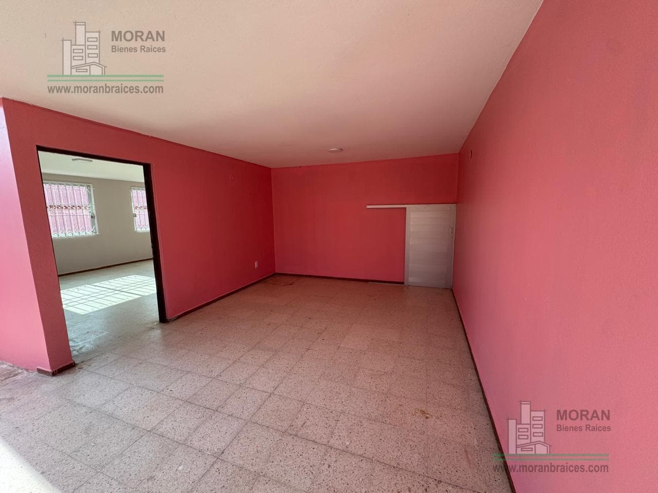 House for Sale at 609A López Mateos Ave., Colonia Petrolera, Coatzacoalcos, Veracruz.