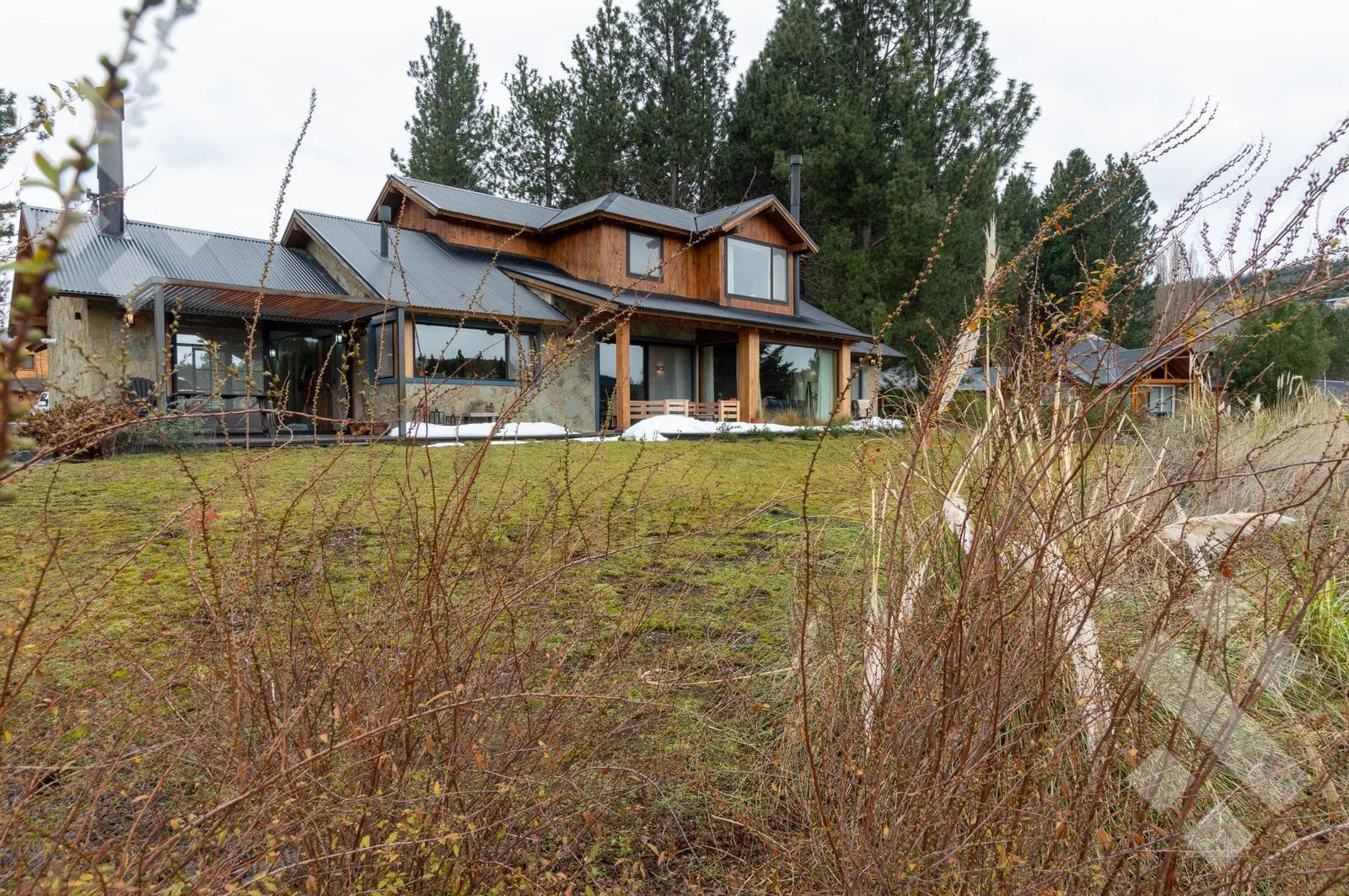 House for Sale, 3 Bedrooms - Chapelco Golf Neighborhood - San Martín de los Andes