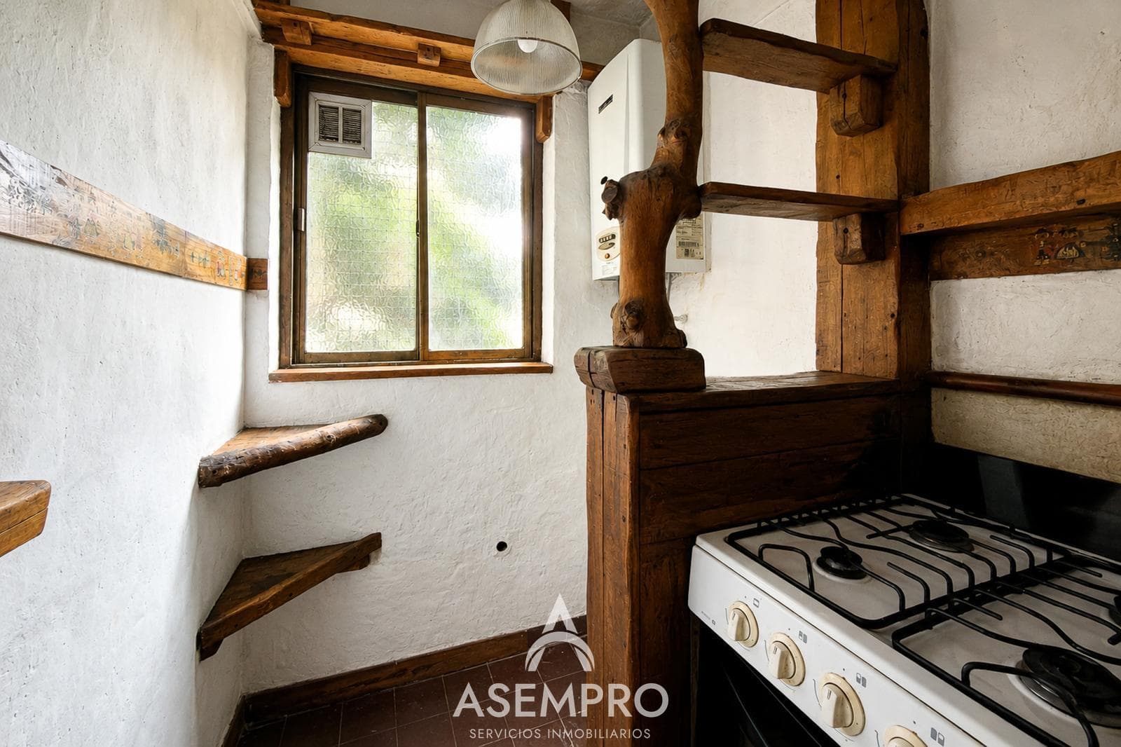 OPPORTUNITY TO RENOVATE IN CABALLITO SUR - 4-ROOM APARTMENT AT $1,739/M2