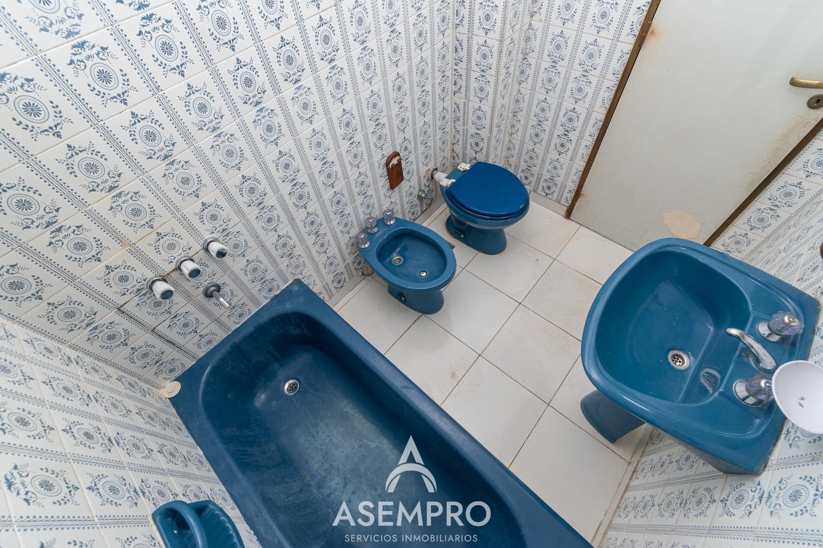 OPPORTUNITY TO RENOVATE IN CABALLITO SUR - 4-ROOM APARTMENT AT $1,739/M2