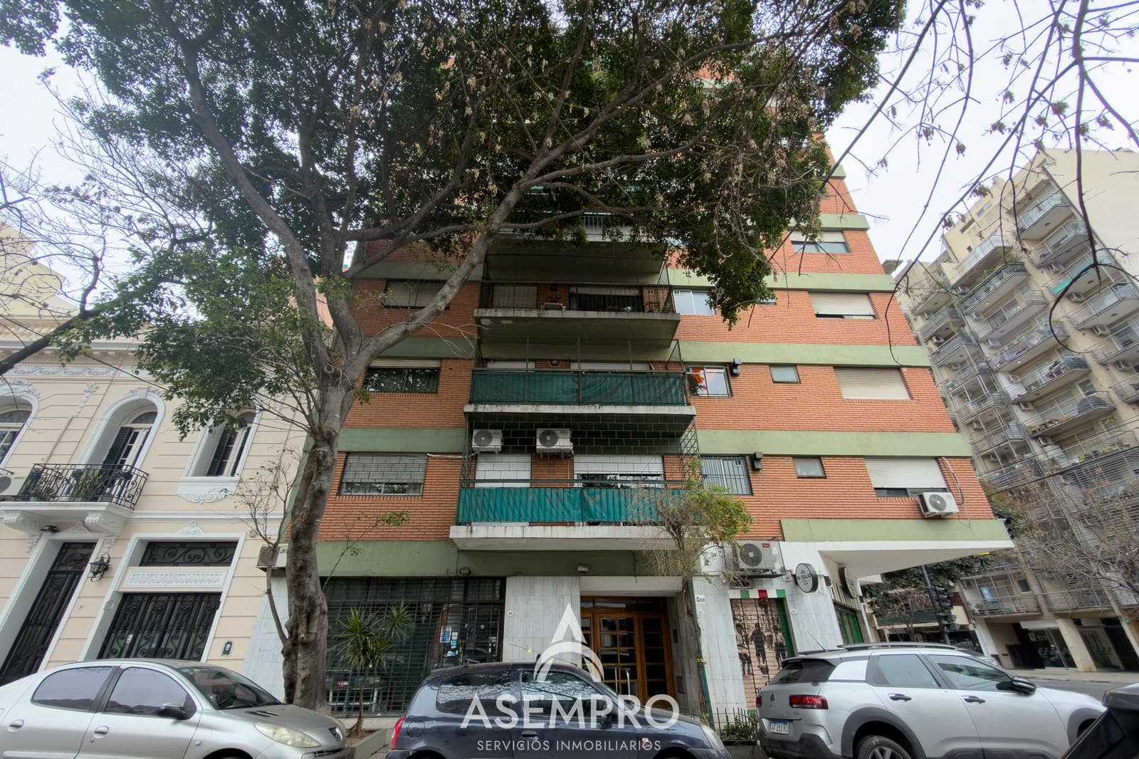 OPPORTUNITY TO RENOVATE IN CABALLITO SUR - 4-ROOM APARTMENT AT $1,739/M2