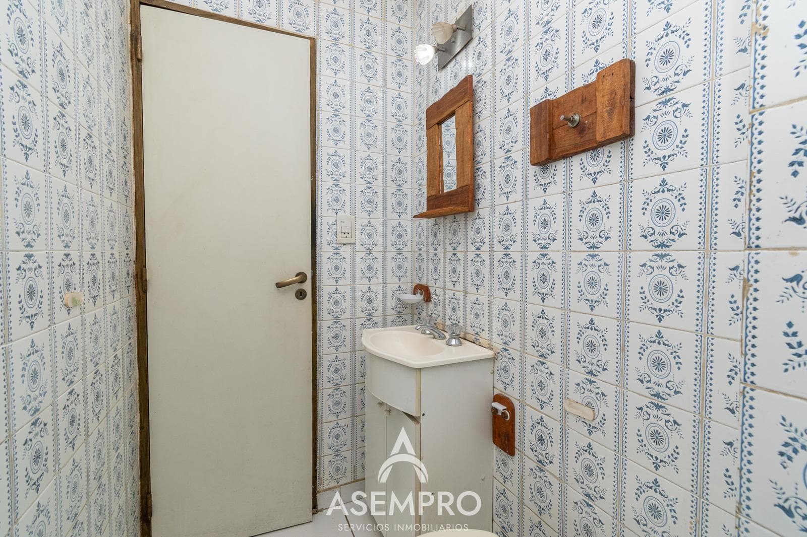 OPPORTUNITY TO RENOVATE IN CABALLITO SUR - 4-ROOM APARTMENT AT $1,739/M2