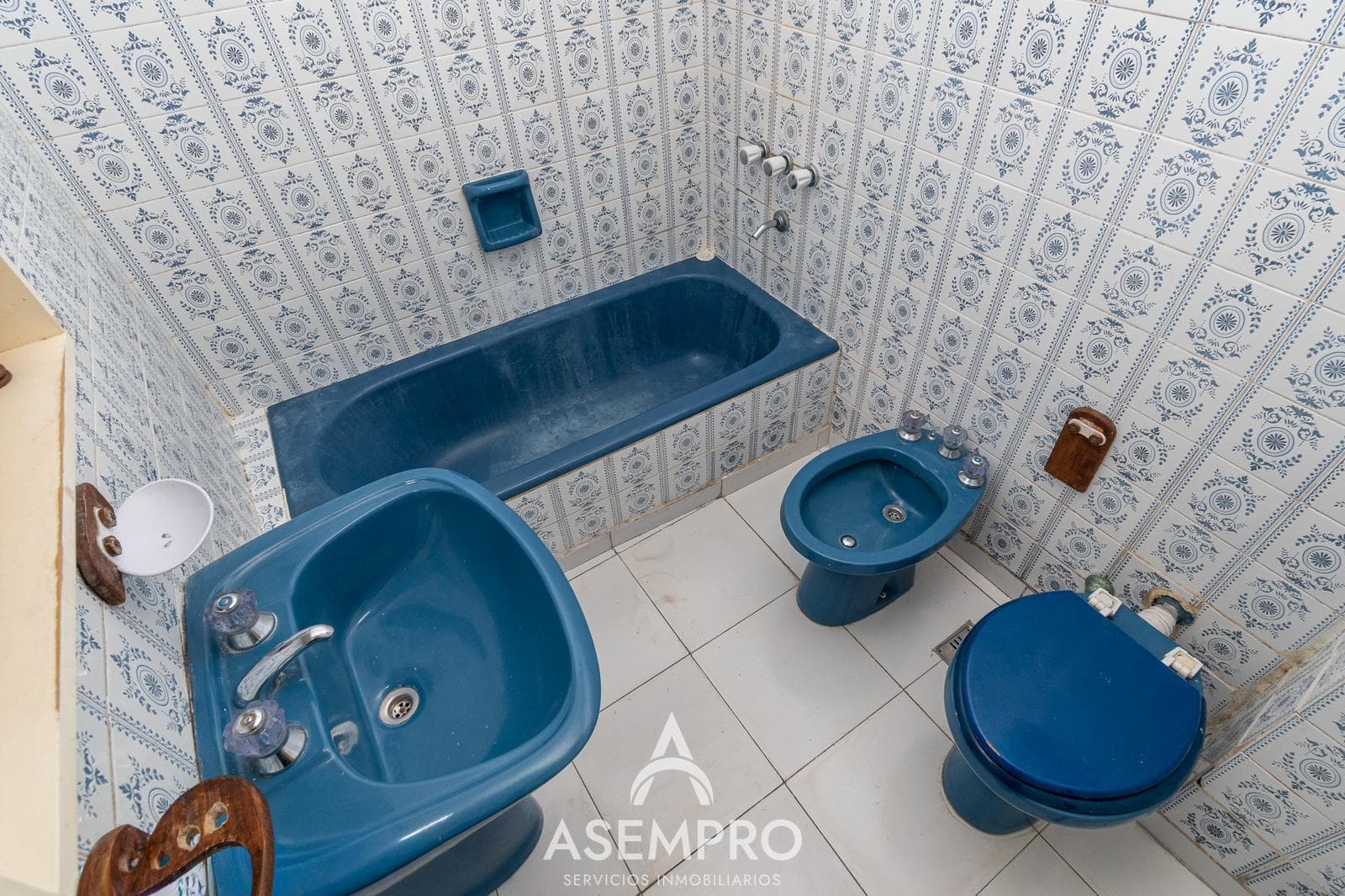 OPPORTUNITY TO RENOVATE IN CABALLITO SUR - 4-ROOM APARTMENT AT $1,739/M2