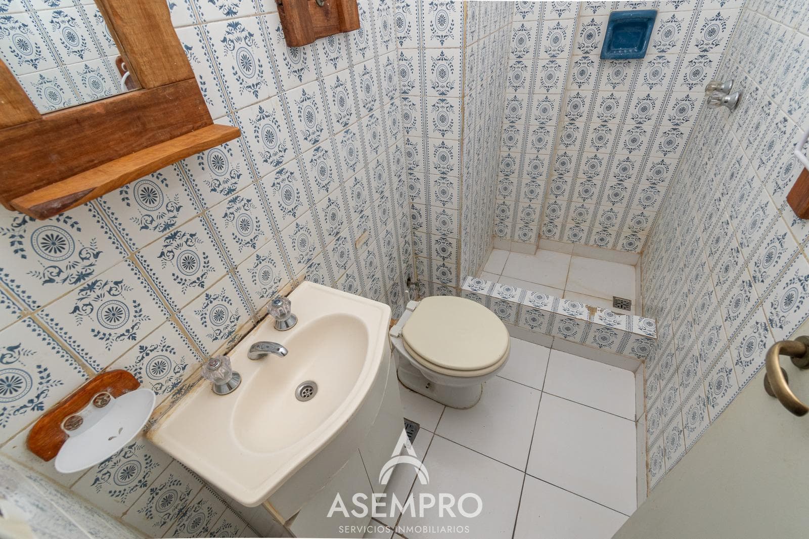 OPPORTUNITY TO RENOVATE IN CABALLITO SUR - 4-ROOM APARTMENT AT $1,739/M2