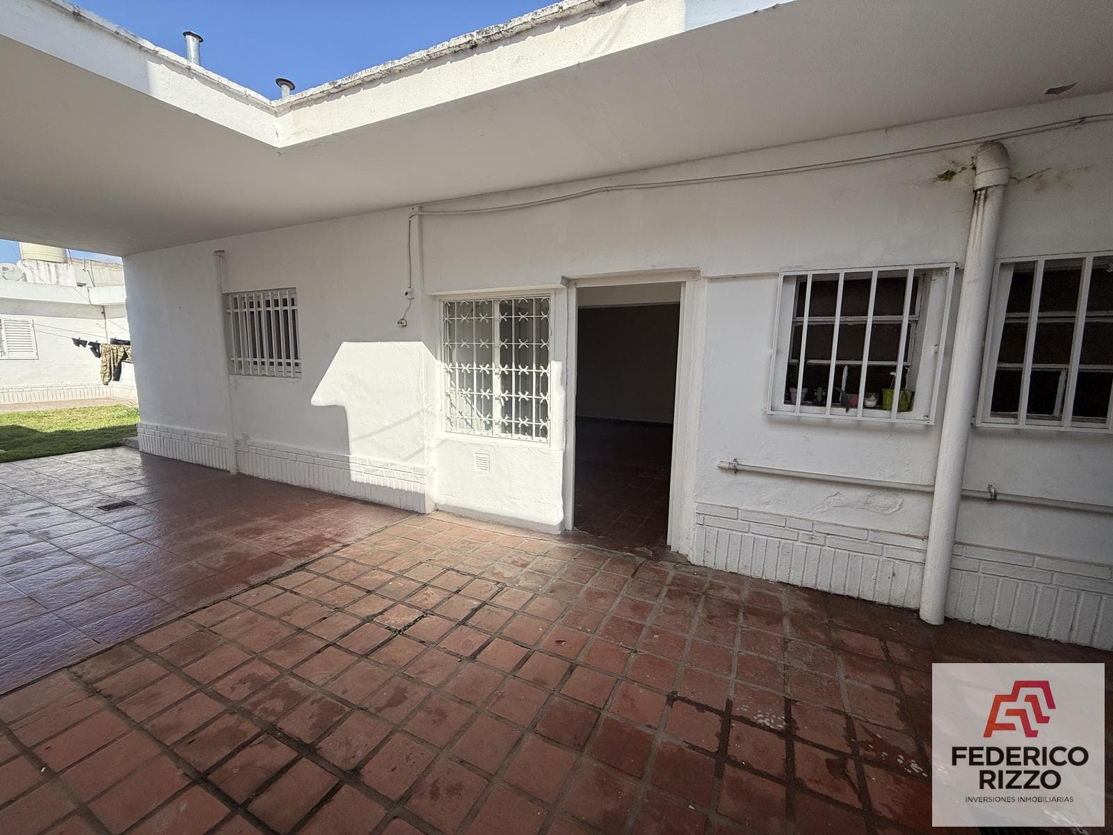 1-BEDROOM APARTMENT FOR RENT WITH PATIO AND BARBECUE, ALTO ALBERDI NEIGHBORHOOD