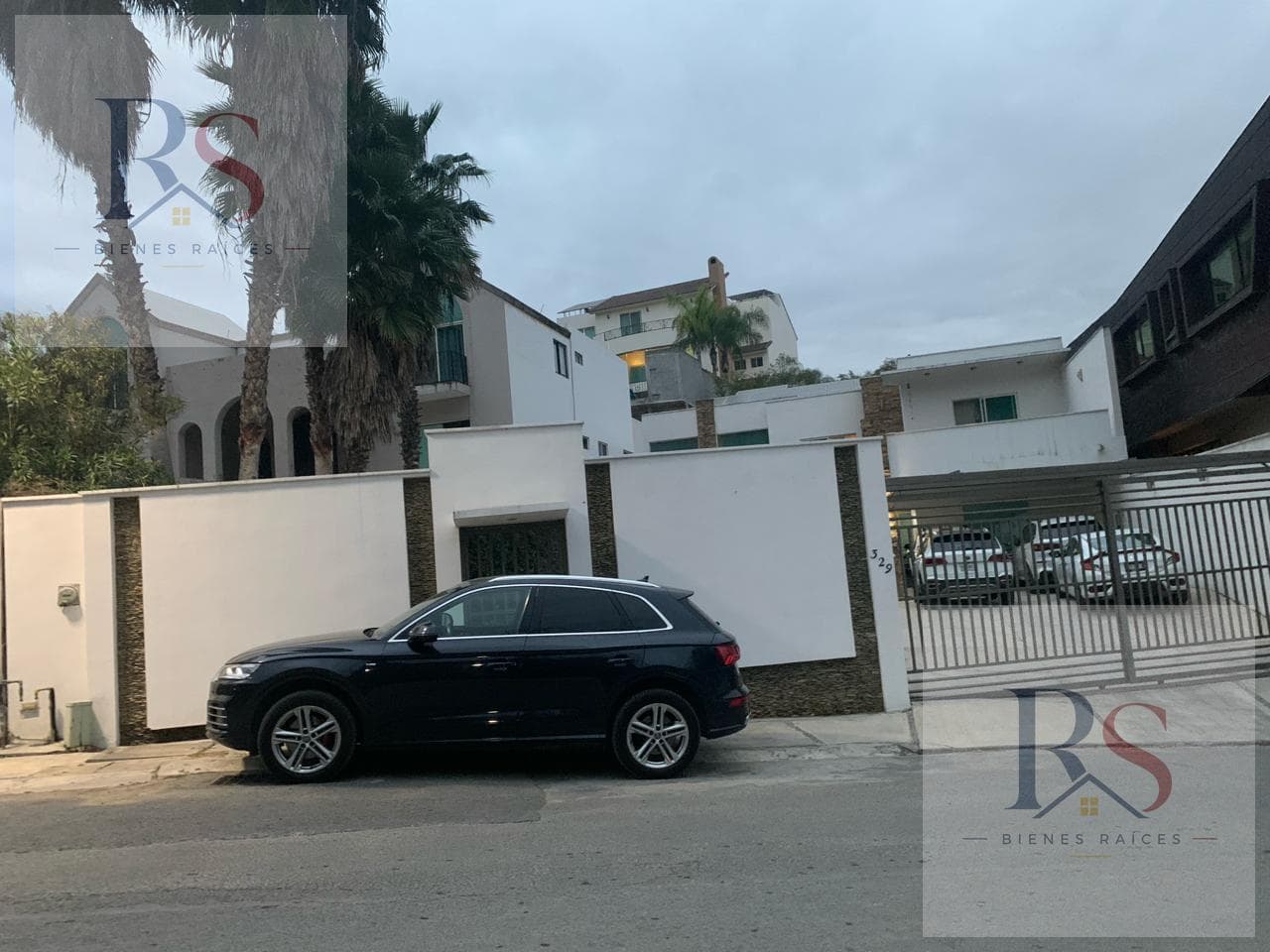 House in Bosques de Valle Alto