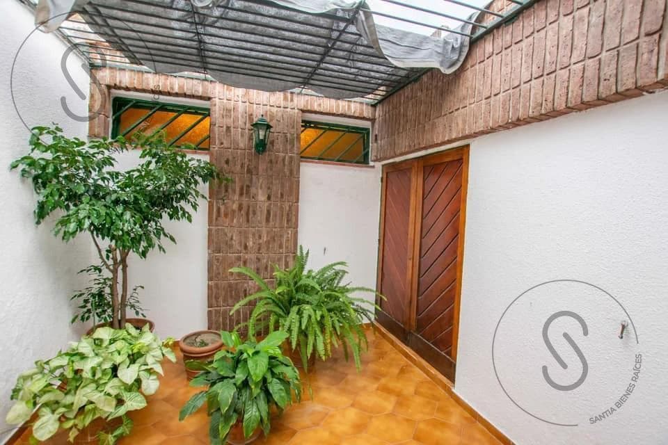 Venta Casa 4 dorm - Zona Cerro de las Rosas
