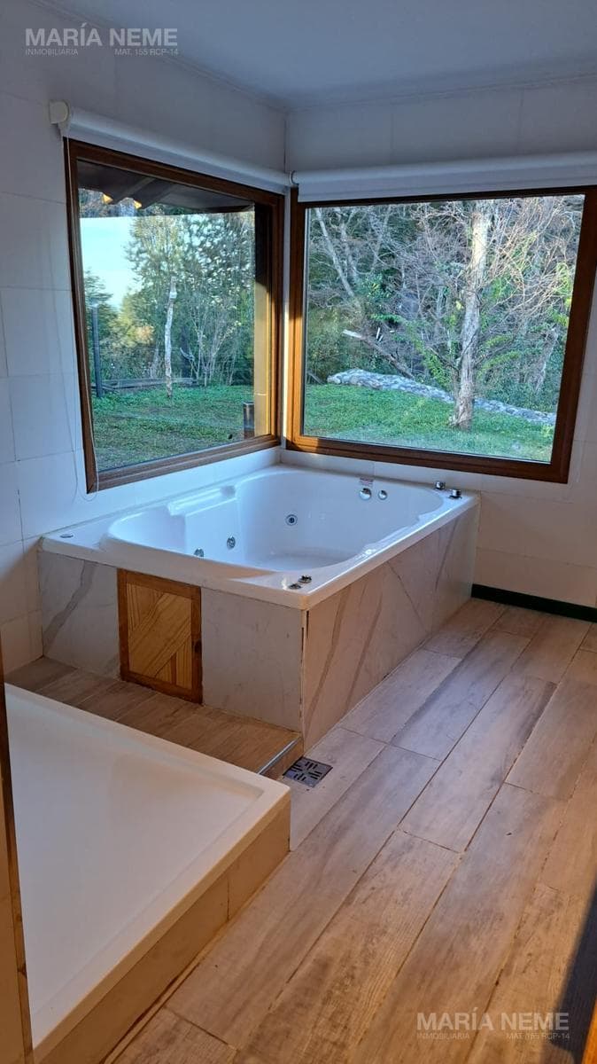 25th STREET - HOUSE FOR SALE IN VILLA LA ANOGOSTURA
