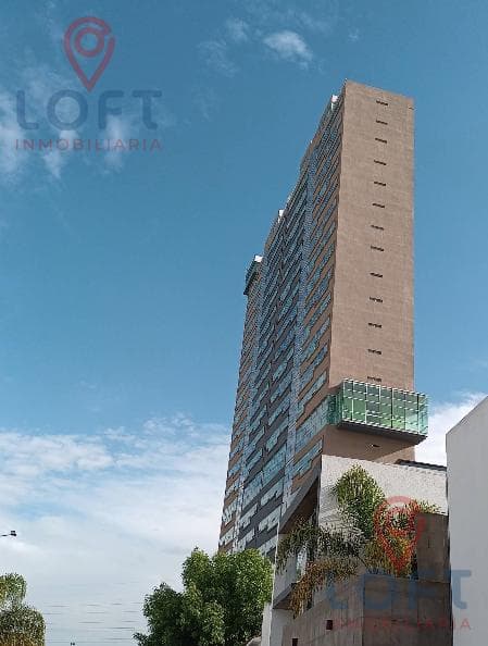 Beautiful, newly remodeled apartment near Tec de Monterrey and Angelopolis