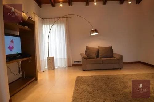 HOUSE FOR SALE IN THE COUNTRY GOLF SANTA MARIA VILLA LARCA NEIGHBORHOOD, MERLO. SAN LUIS