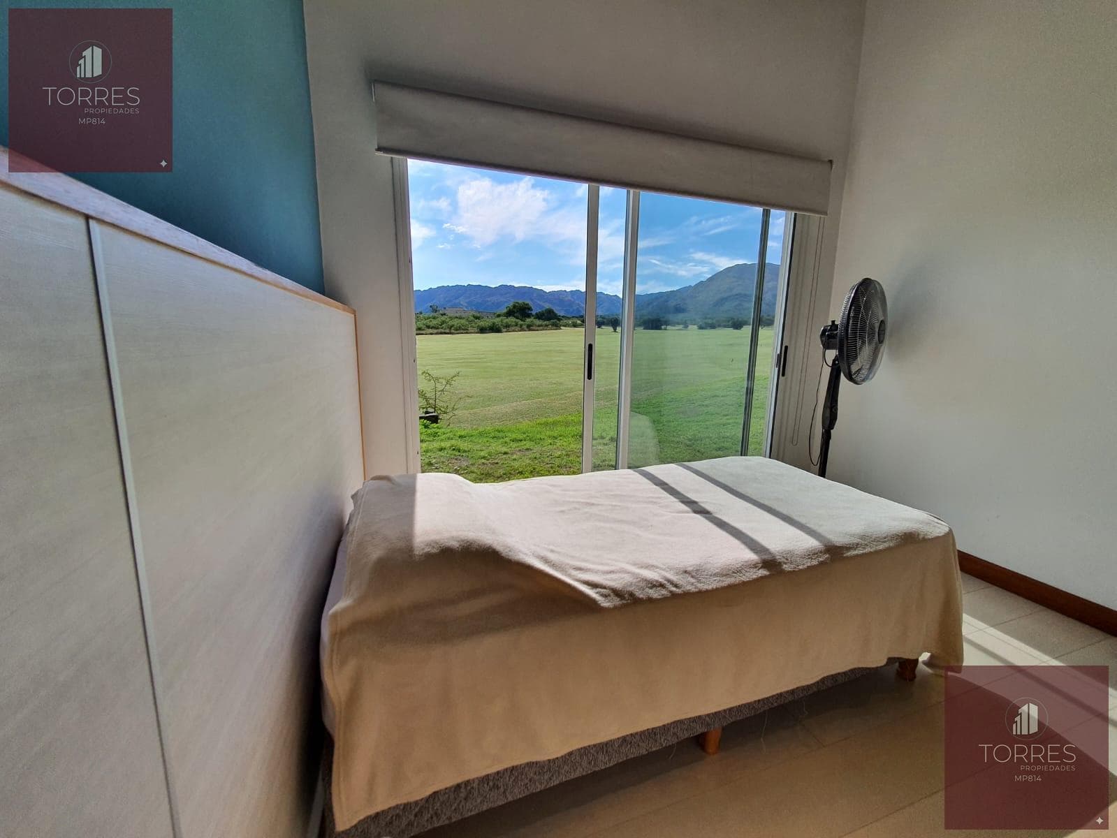 HOUSE FOR SALE IN THE COUNTRY GOLF SANTA MARIA VILLA LARCA NEIGHBORHOOD, MERLO. SAN LUIS